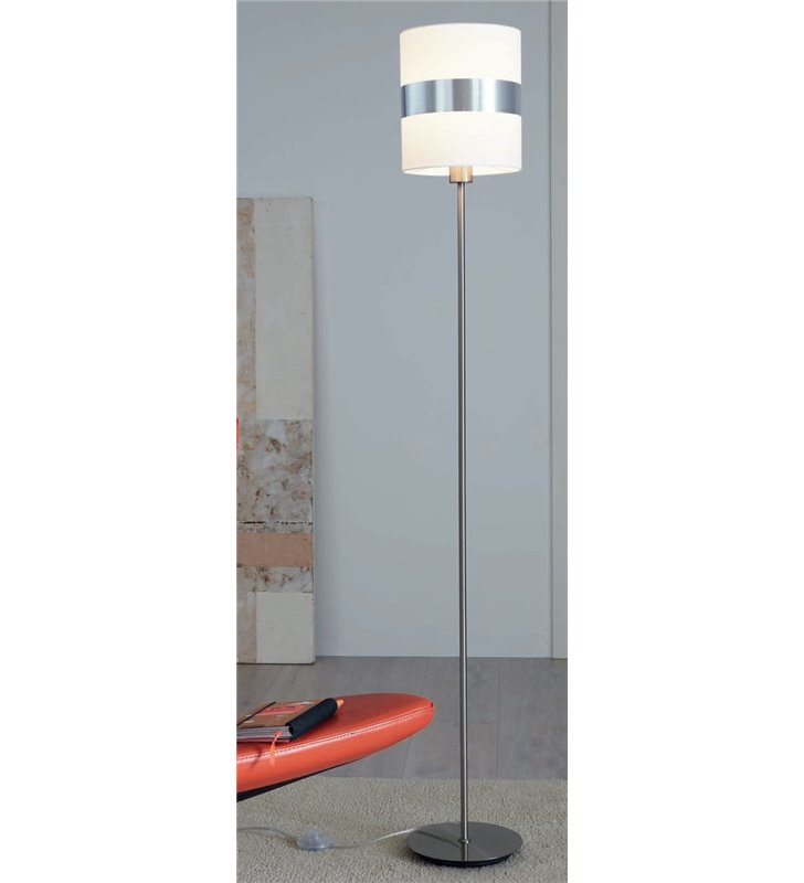 Lampa stojąca Abton z włącznikiem nożnym