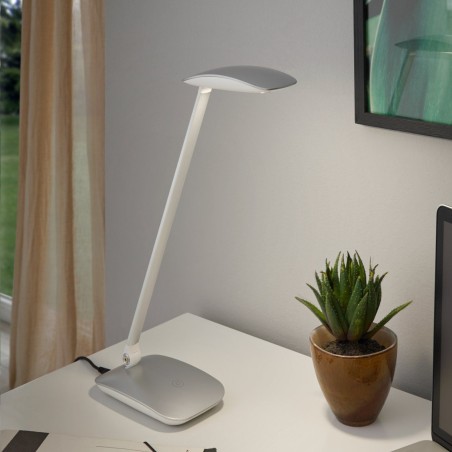 Lampa biurkowa Cajero srebrna nowoczesna ze ściemniaczem włącznikiem dotykowym